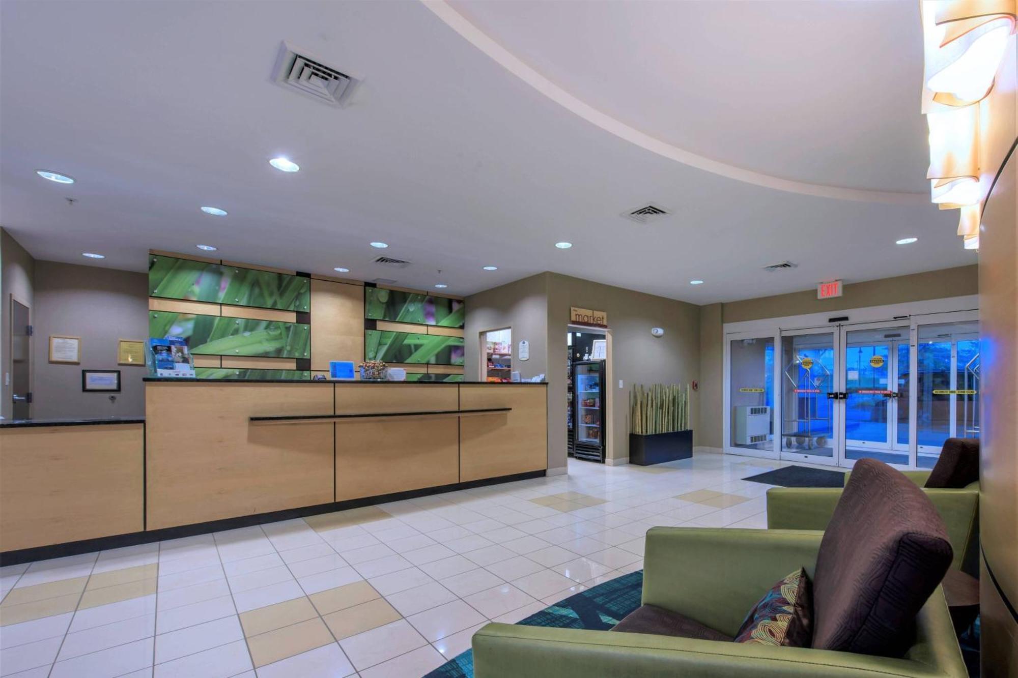 Springhill Suites Devens Common Center Exterior foto